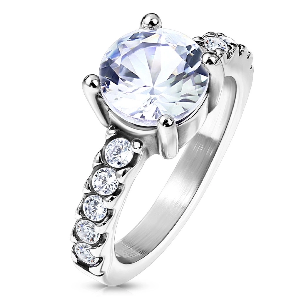 Ocelový prsten stříbrné barvy - výrazný kubický zirkon, linie kubických zirkonů - Velikost: 49