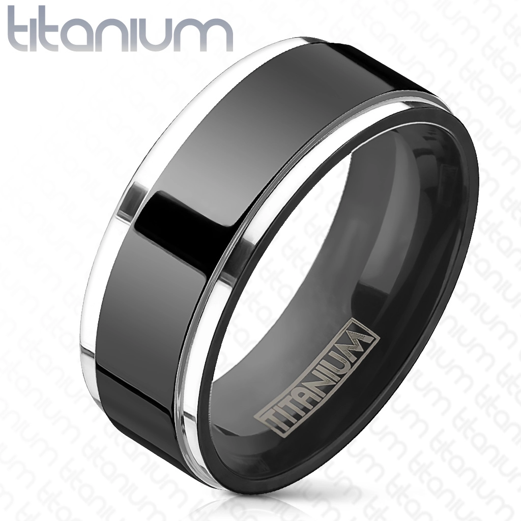 Titanový prsten - černý vyvýšený střed, stříbrné okraje, 8 mm - Velikost: 69