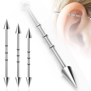 Levně Piercing do ucha se třemi malými kroužky a hrotovým zakončením - Délka piercingu: 32 mm