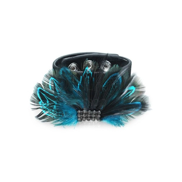 Černý kožený náramek - modrá paví pera