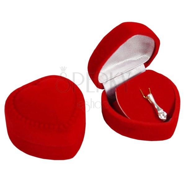 Srdíčková krabička na přívěsek - červený sametový povrch