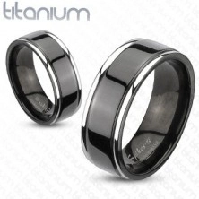 Titanový prsten s černým středem a okraji stříbrné barvy
