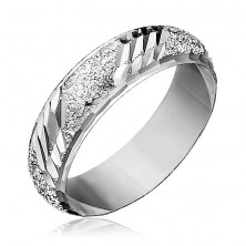 Prsten ze stříbra 925 - pískovaný, se šikmými zářezy