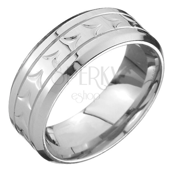 Prsten z oceli - obroučka, V zářezy uprostřed a dvě linie rýh