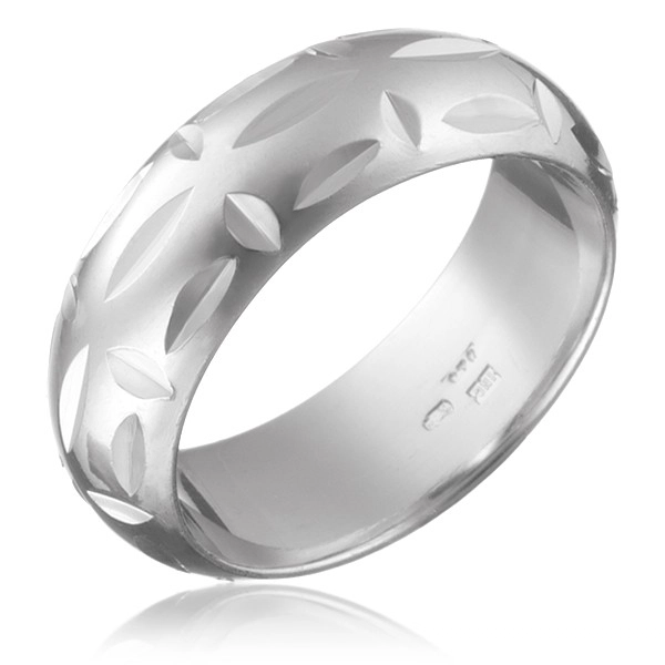 Prsten ze stříbra 925 - lesklé zářezy, kolmo uložené prohlubinky - Velikost: 63