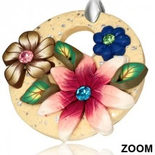 Fimo visací náušnice - béžový kruh se třemi květy a zirkony