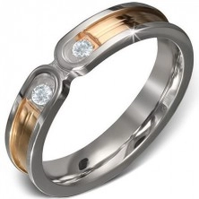 Ocelový prsten - zlatý pruh se stříbrným lemem, dva čiré zirkony