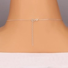 Stříbrný náhrdelník - osmička vykládaná zirkony