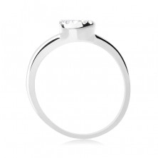 Zásnubní prsten ze stříbra 925 - oválný zirkon v korunce